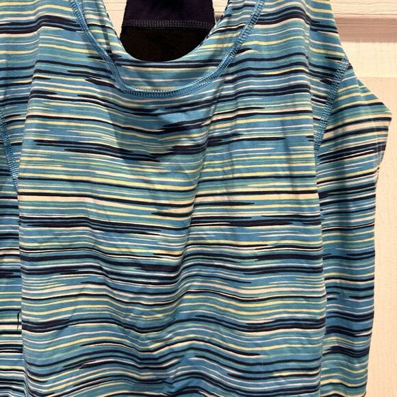 The North Face Vaporwick‎ Racer Back Striped Tank Top Womens Large Activewear - Picture 2 of 8